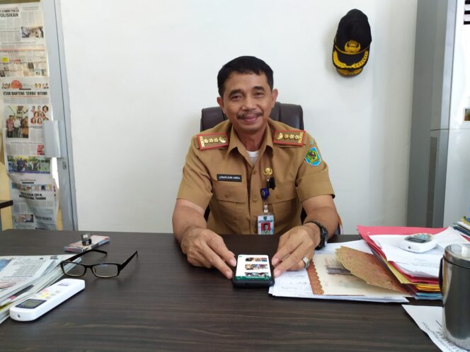 Umarudin Amba ,Kepala Badan Kepegawaian Pendidikan dan Pelatihan (BKPP) Pemerintah Kabupaten (Pemkab)  Bolmong.