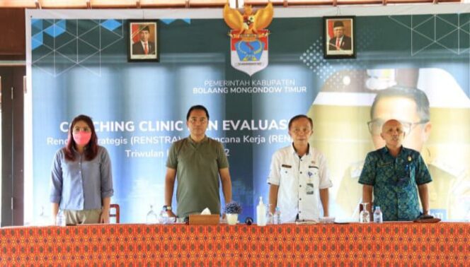 
 Bupati Sam Sachrul Mamonto Buka Kegiatan Coaching Clinic dan Evaluasi Renja-Renstra 2022