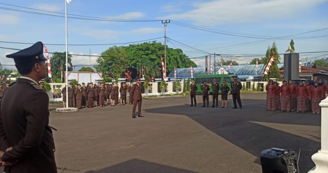 
 Kejari Kotamobagu Gelar Upacara Peringatan HUT Kejaksaan RI ke 80