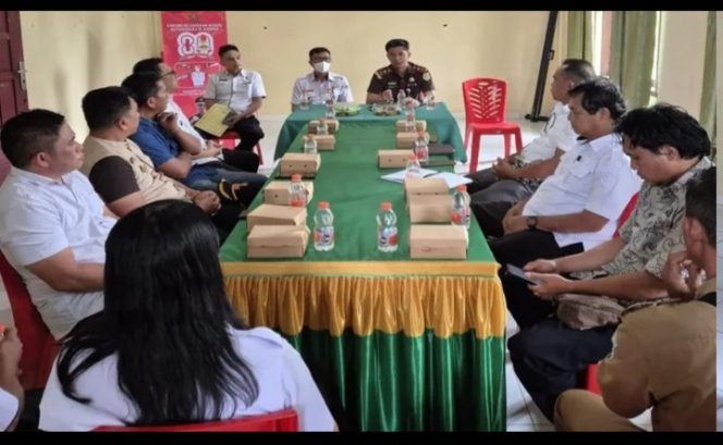 
 Cabjari Dumoga Ajarkan Pengelolaan Dana Desa Lewat Sosialisasi Anti Korupsi